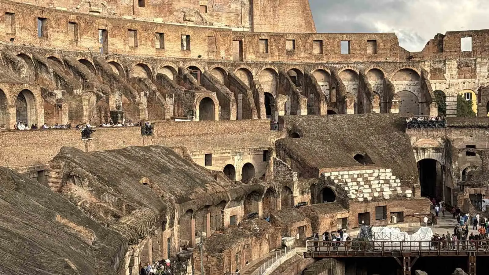 Kolezyum’daki Troya ve Roma sergisi 2 milyonun üzerinde ziyaretçiyi ağırladı