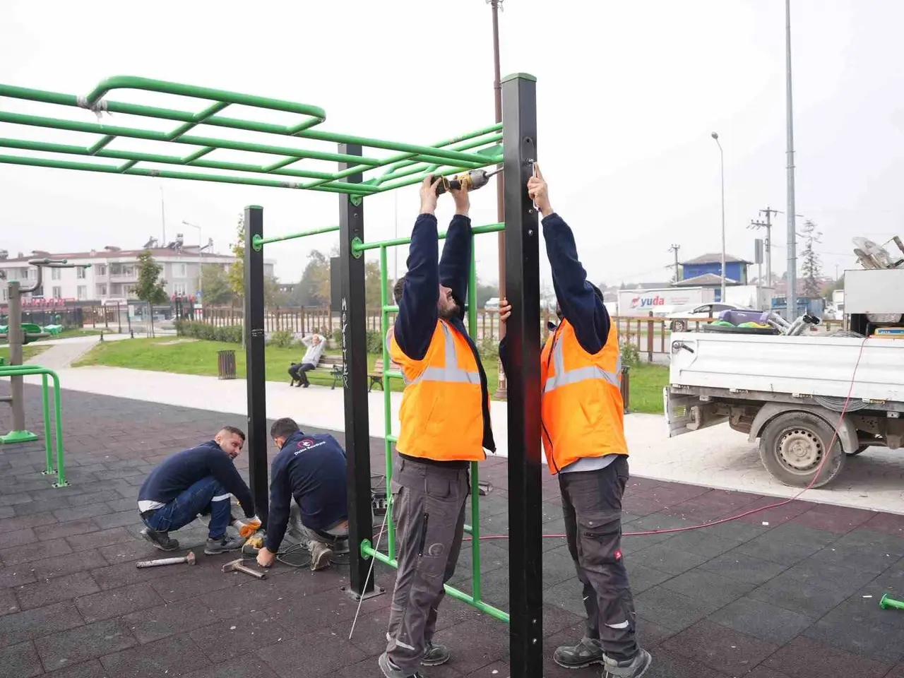 23 Nisan Parkı’nda bakım ve yenileme çalışmaları başladı