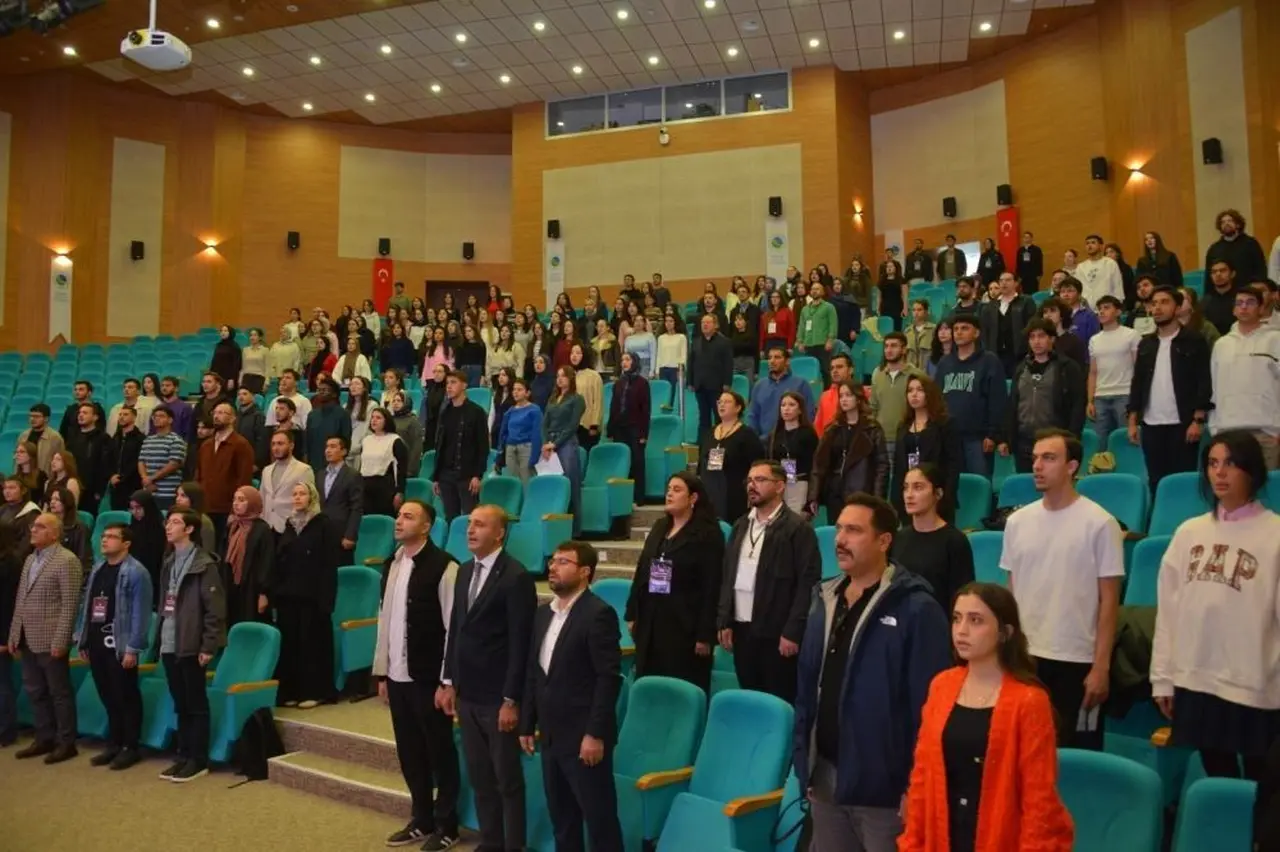 Sosyalfest gençleri toplumsal sorunlara çözüm üretmek için buluşturdu