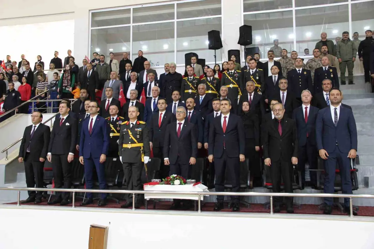 Bingöl’de Cumhuriyet’in 103’üncü yılı coşkuyla kutlandı