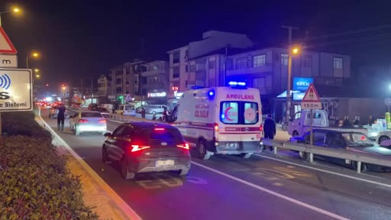 Düzce’de motosiklet ile otomobil çarpıştı: 1 yaralı