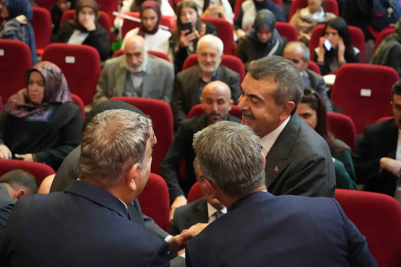 Bakan Tekin: "İmam hatip okullarının üçüncü kurucusu Cumhurbaşkanımız Recep Tayyip Erdoğan’dır"
