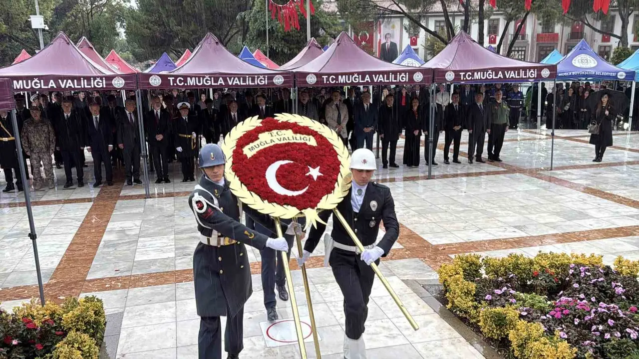 Muğla’da Cumhuriyet Bayramı çelenk sunma töreni düzenlendi