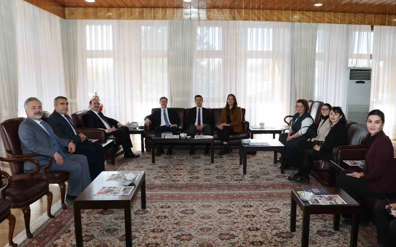 ABD Ankara Büyükelçiliği kamu diplomasisi heyetinden Atatürk Üniversitesine ziyaret