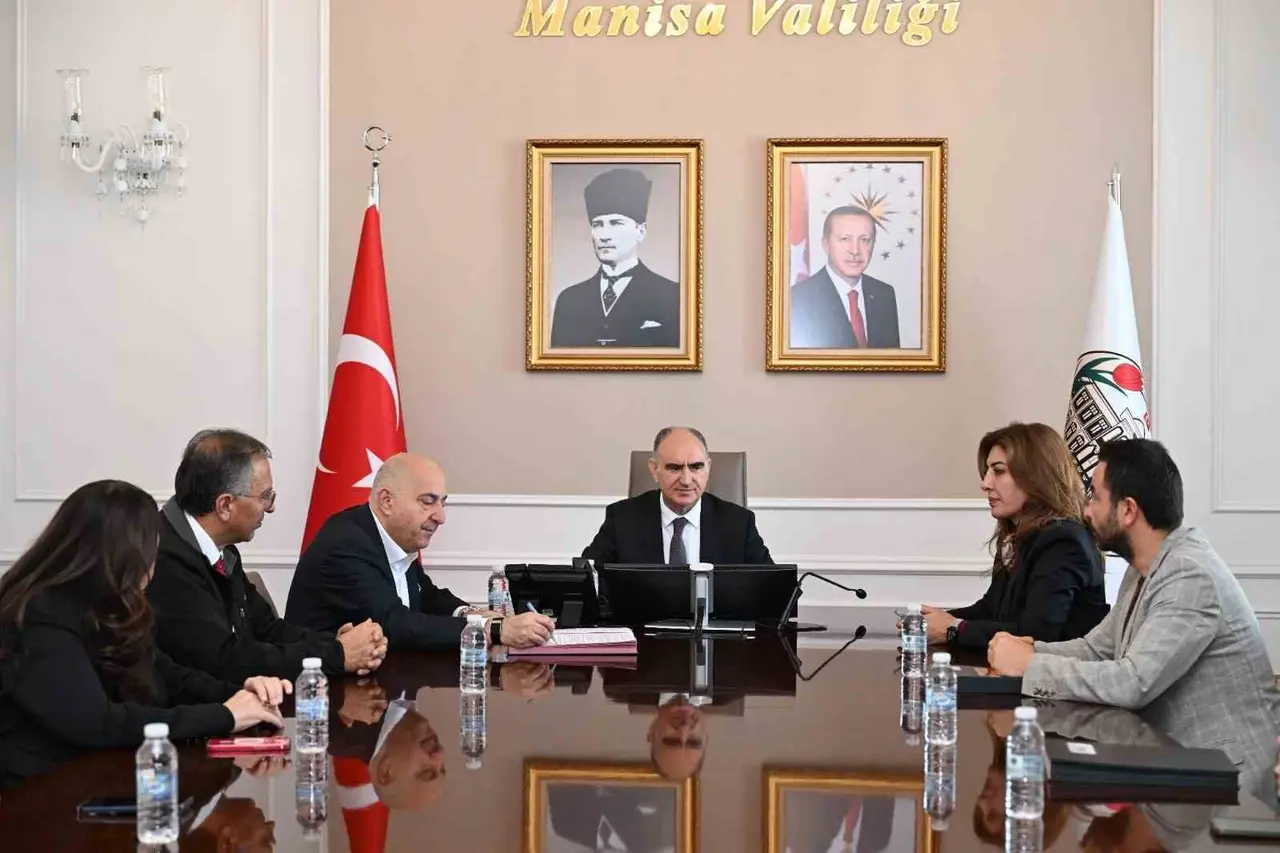 Manisa’da 14 çocuğa daha yuva olacak iki yeni çocuk evi açılıyor
