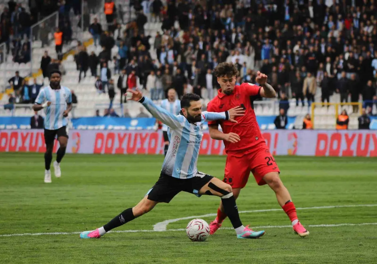 Trendyol Süper Lig: Erzurumspor FK: 0 - Çorum FK: 1 (İlk yarı)