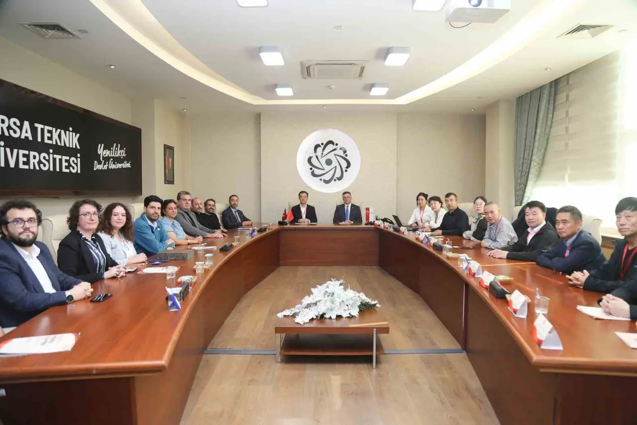 BTÜ ve Çin iş birliği güçleniyor