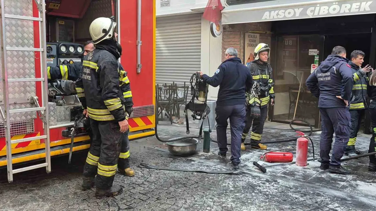 Eskişehir’deki çiğ börekçide yangın