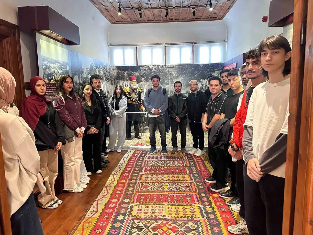 Üniversitelilerin dersliği bu kez tarihi mekanlar oldu