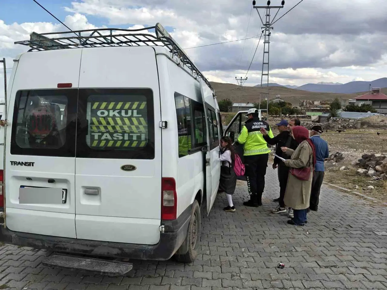 Iğdır’da bin 217 öğrenciye trafik güvenliği eğitimi verildi