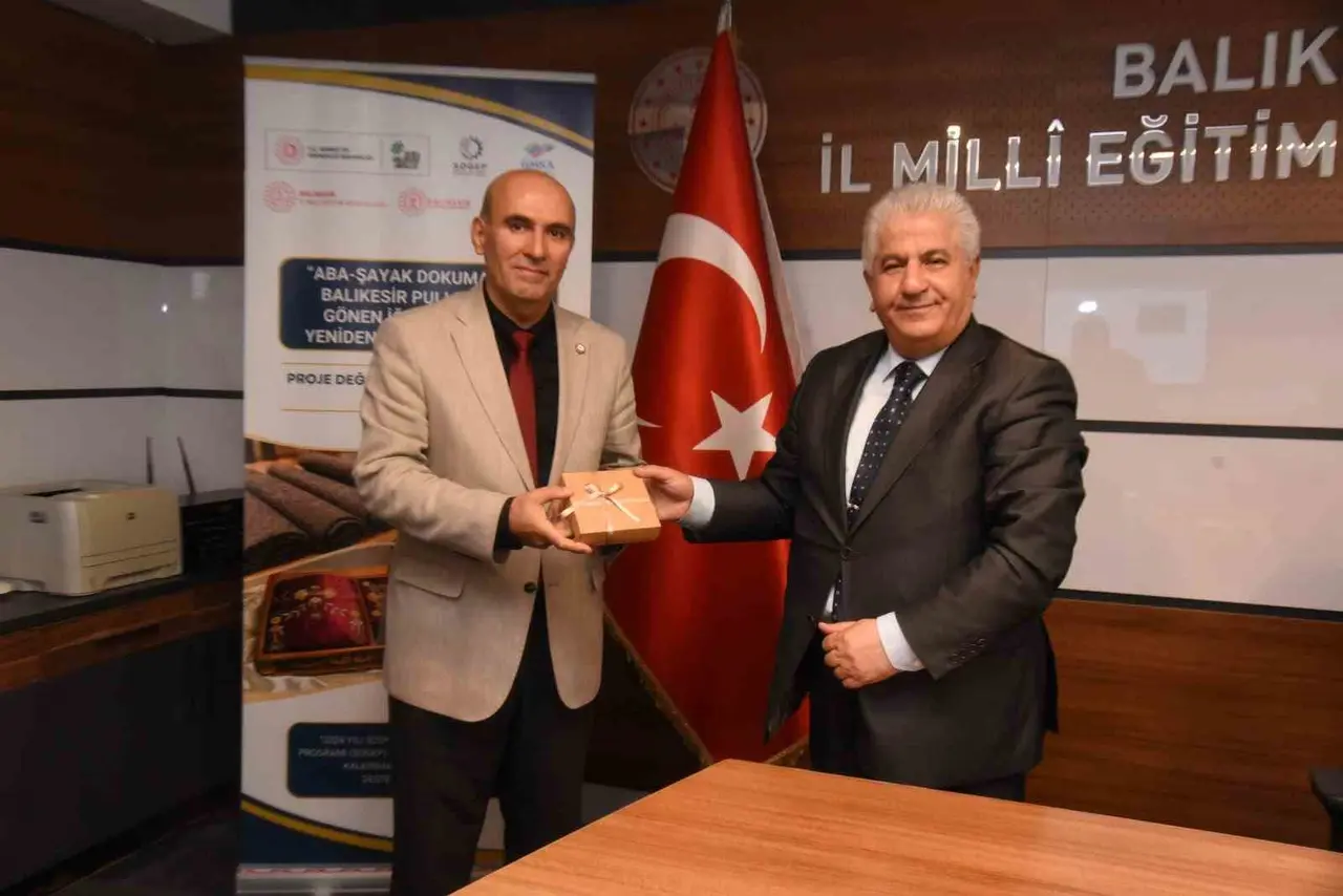 Aba-Şayak Dokumaları, Balıkesir Pullusu ve Gönen İğne Oyası üretimle geleceğe taşınıyor
