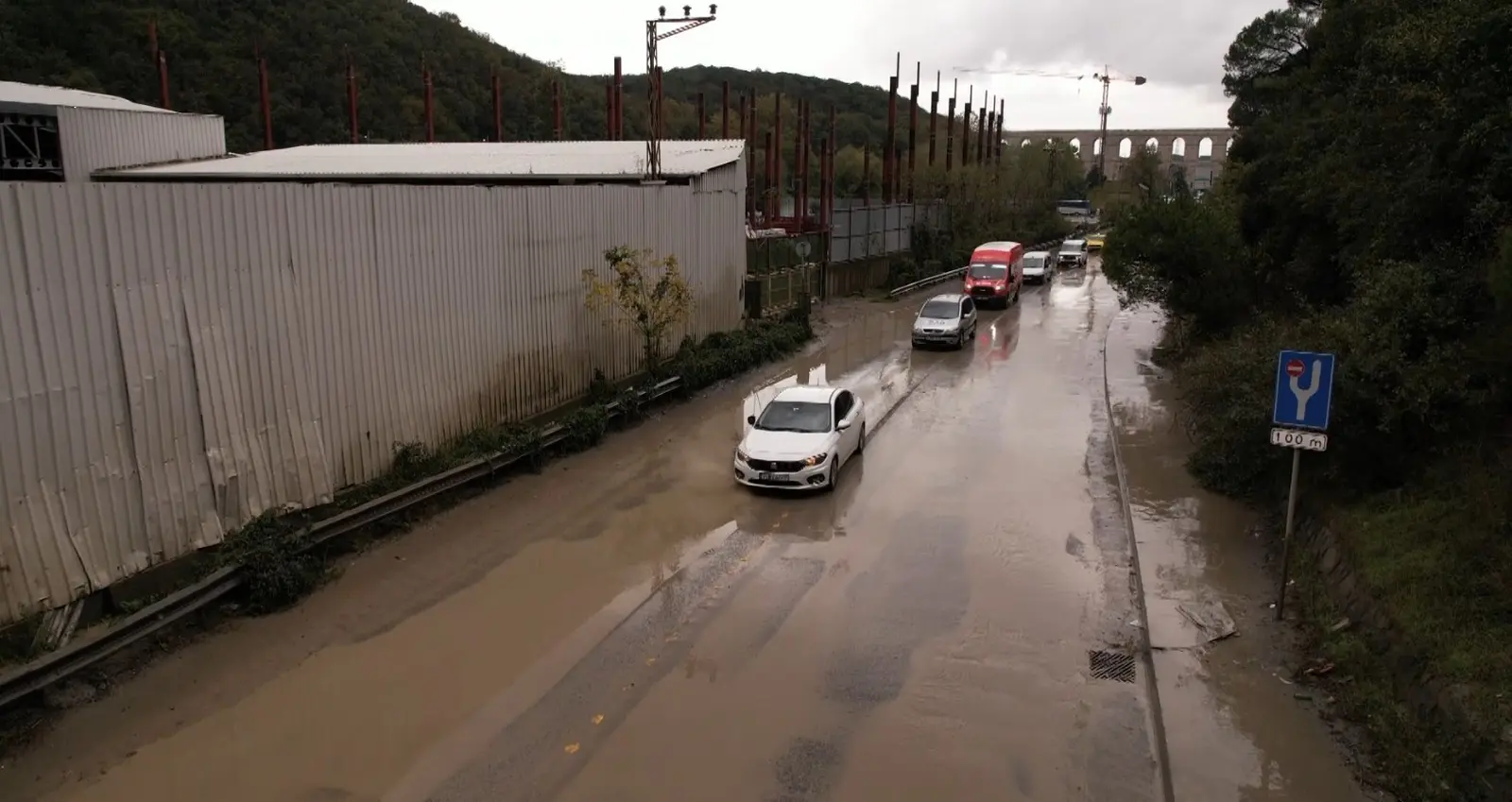 Selin vurduğu Cendere Yolu’nda yeniden su birikintileri oluştu