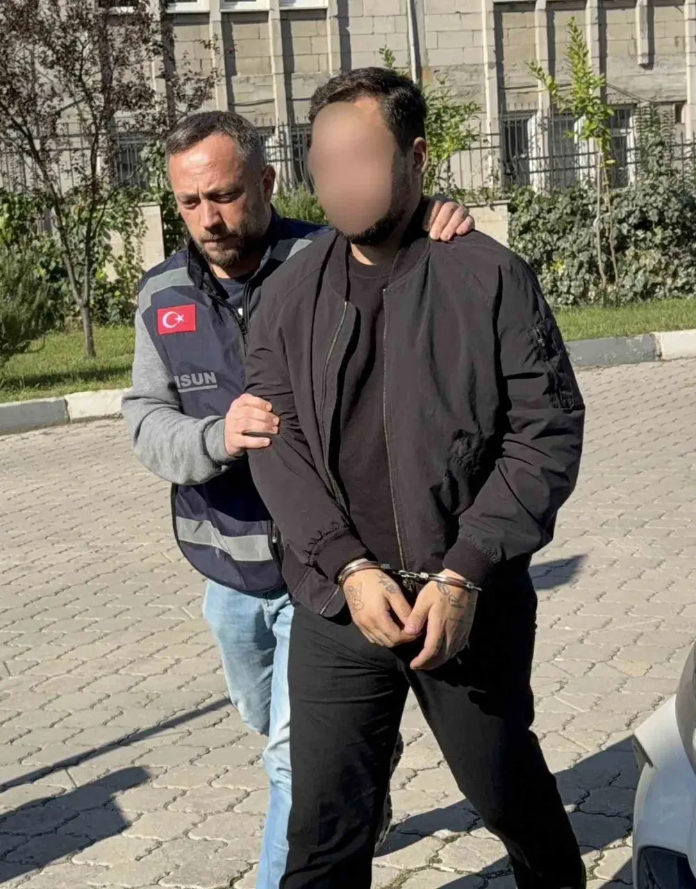 Üzerinde uyuşturucu hap ele geçen şahıs gözaltına alındı