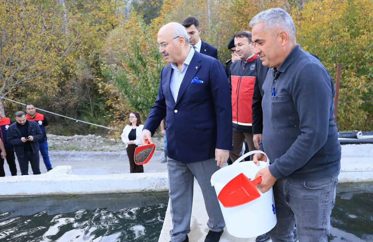 Vali Köşger’den Denizli’nin üretim merkezi Çameli’ye övgü