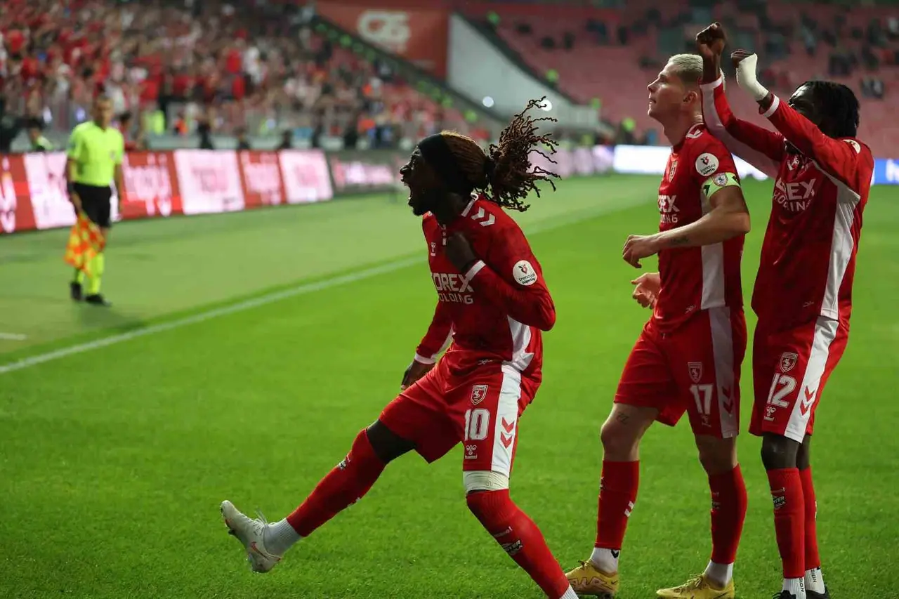 Trendyol Süper Lig: Samsunspor: 1 - Amed Sportif Faaliyetler: 0 (İlk yarı)
