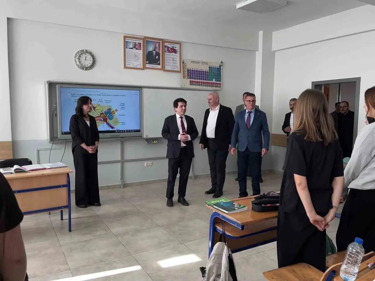 Kaymakam ve başkan öğrencilerle buluştu