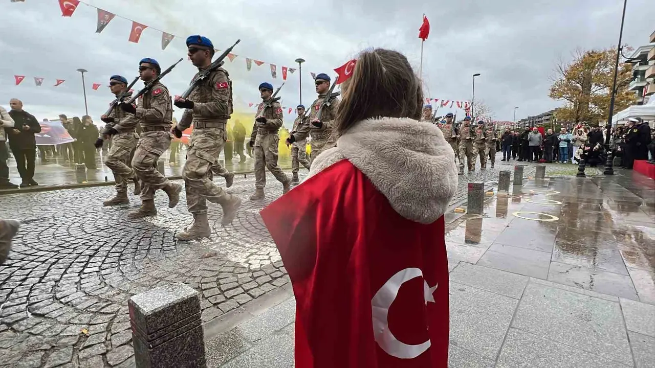 Çanakkale’de 29 Ekim coşkusu
