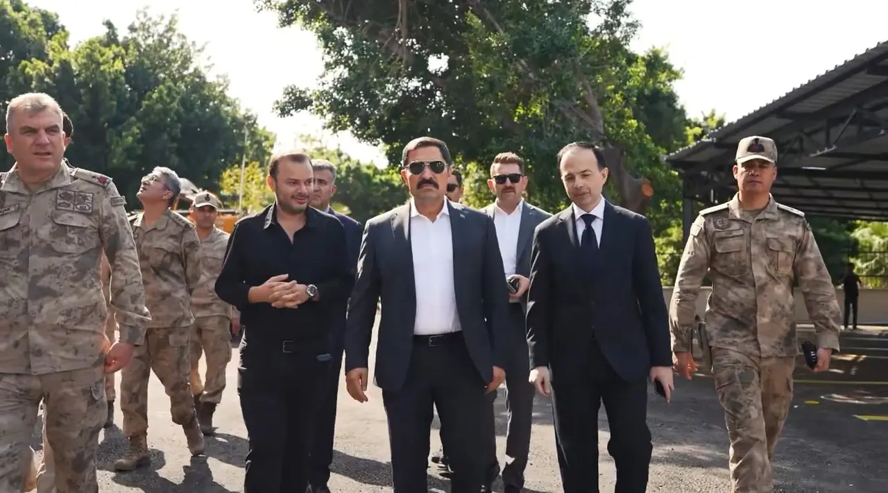 Payas ilçe jandarma komutanlığı  binasında sona yaklaşıldı