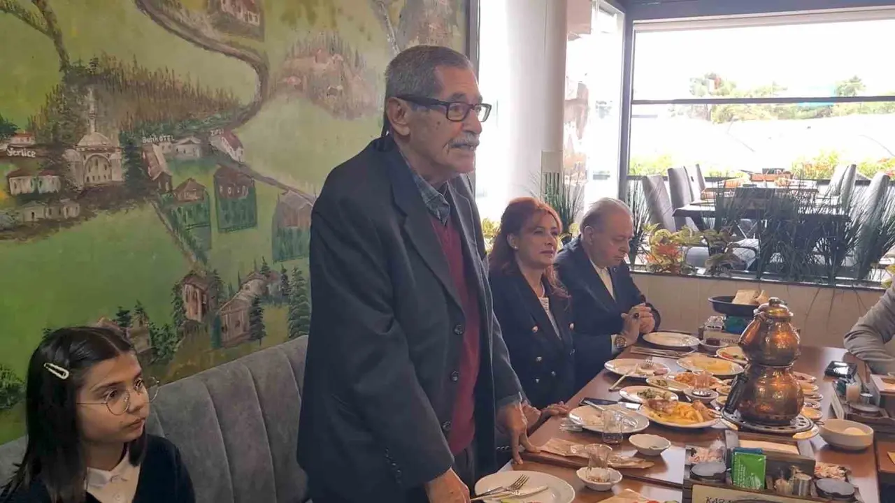 Tekirdağ’da dede-torun buluşması: Sevgi köprüsü kuruldu