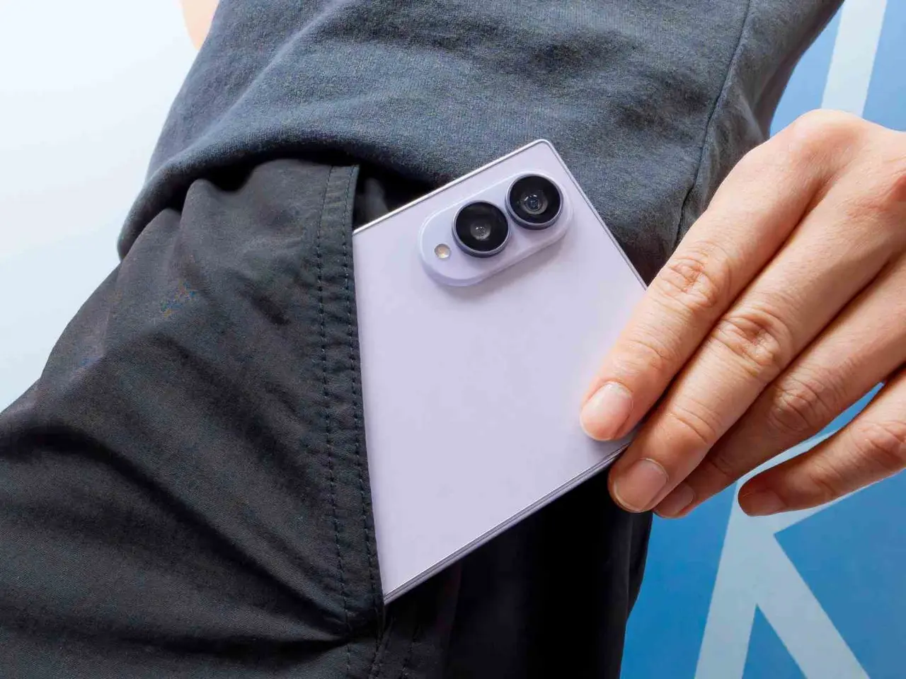 Samsung, katlanabilir telefonlarda dayanıklılığı 100’den fazla testle doğruluyor