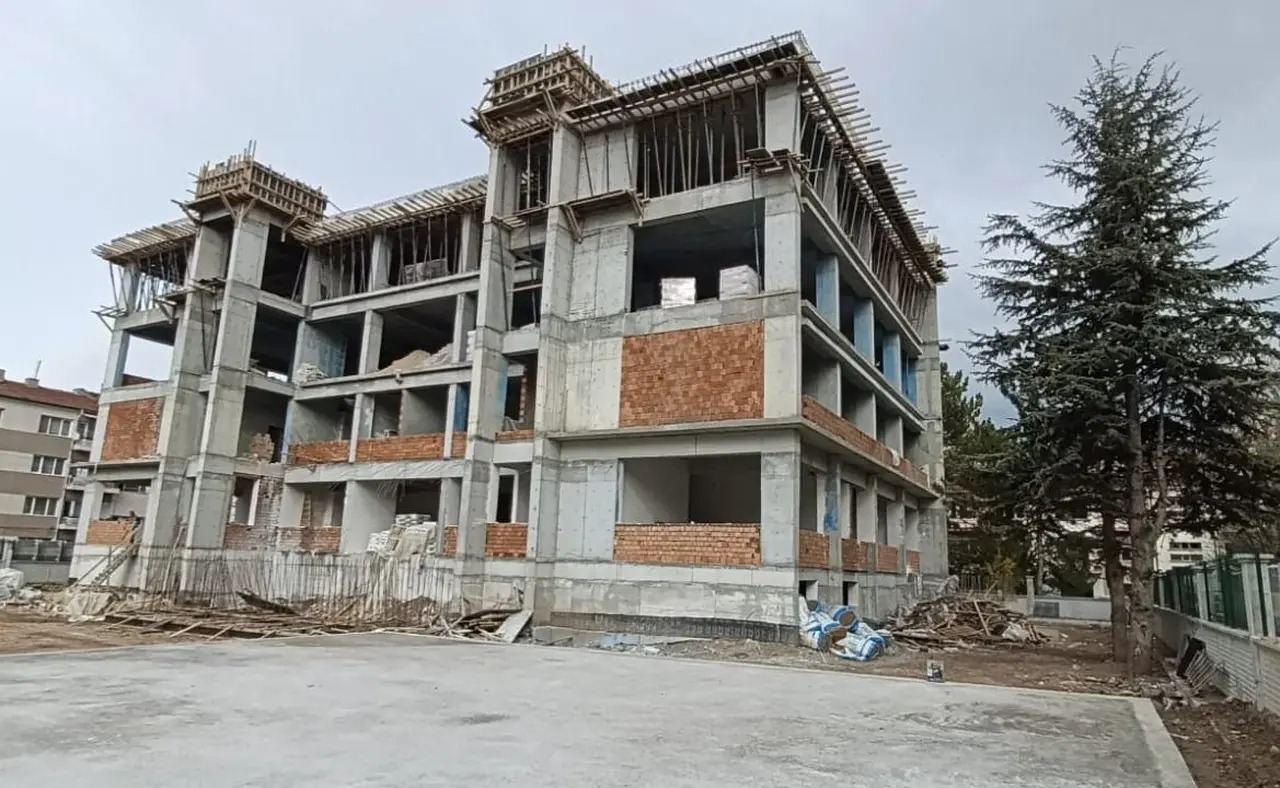 Eskişehir İl Millî Eğitim Müdürü Aydın, eğitim yatırımlarını yerinde inceledi