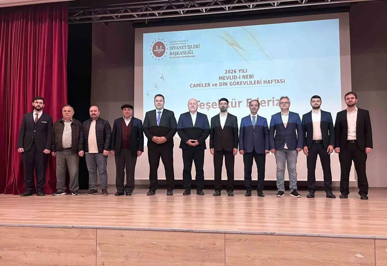 Hayrabolu’da "Hz. Peygamber ve Güzel Ahlak" konulu konferans düzenlendi