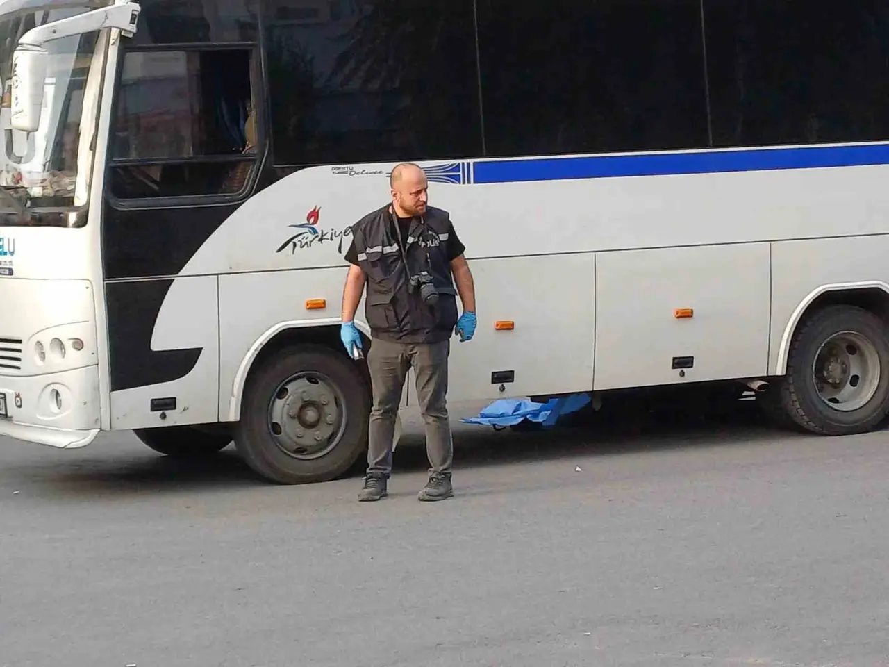 Manisa’da işçi servisinin çarptığı 8 yaşındaki çocuk hayatını kaybetti