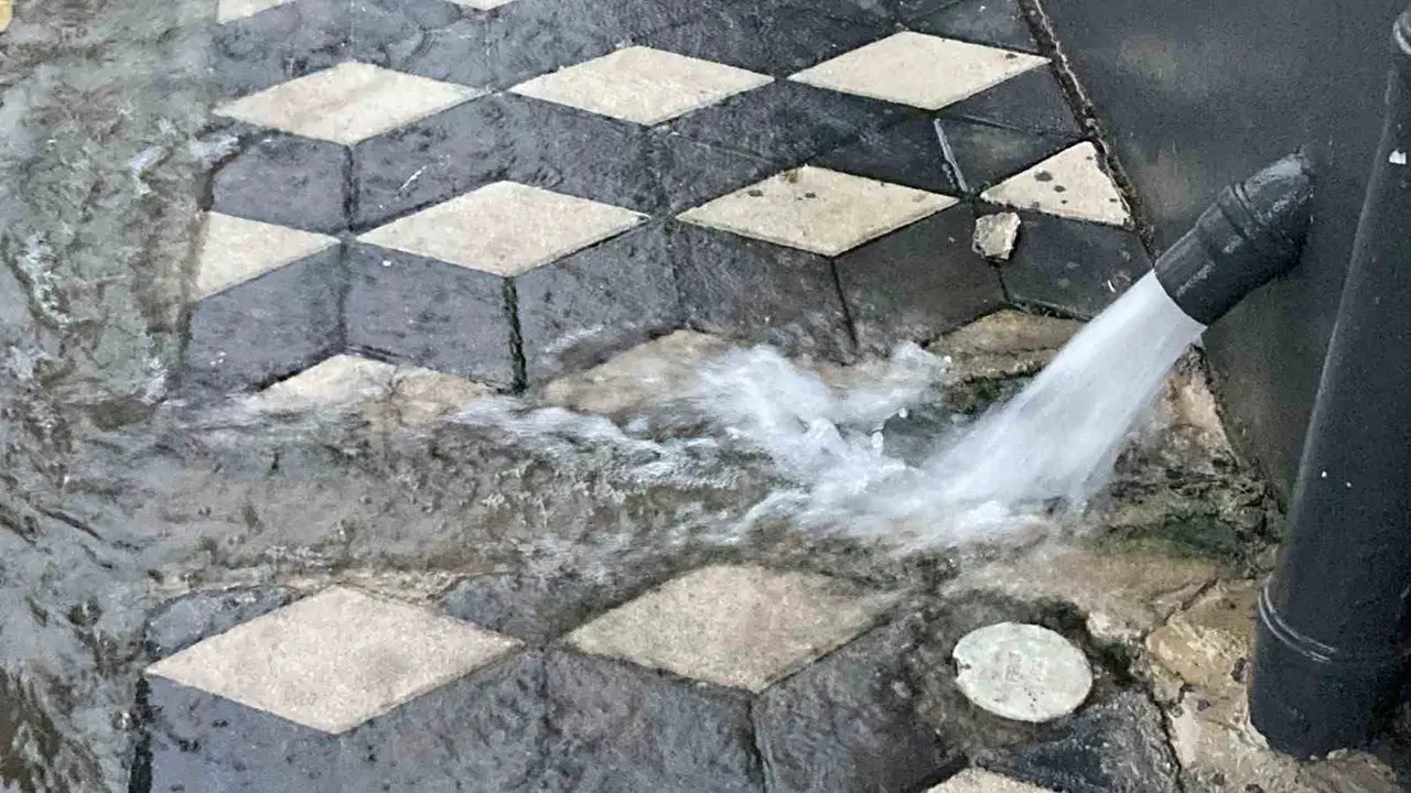 Mersin’de şiddetli yağış etkisini sürdürüyor
