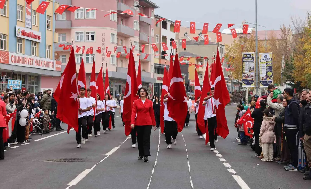 Ardahan’da 29 Ekim Cumhuriyet Bayramı törenle kutlandı