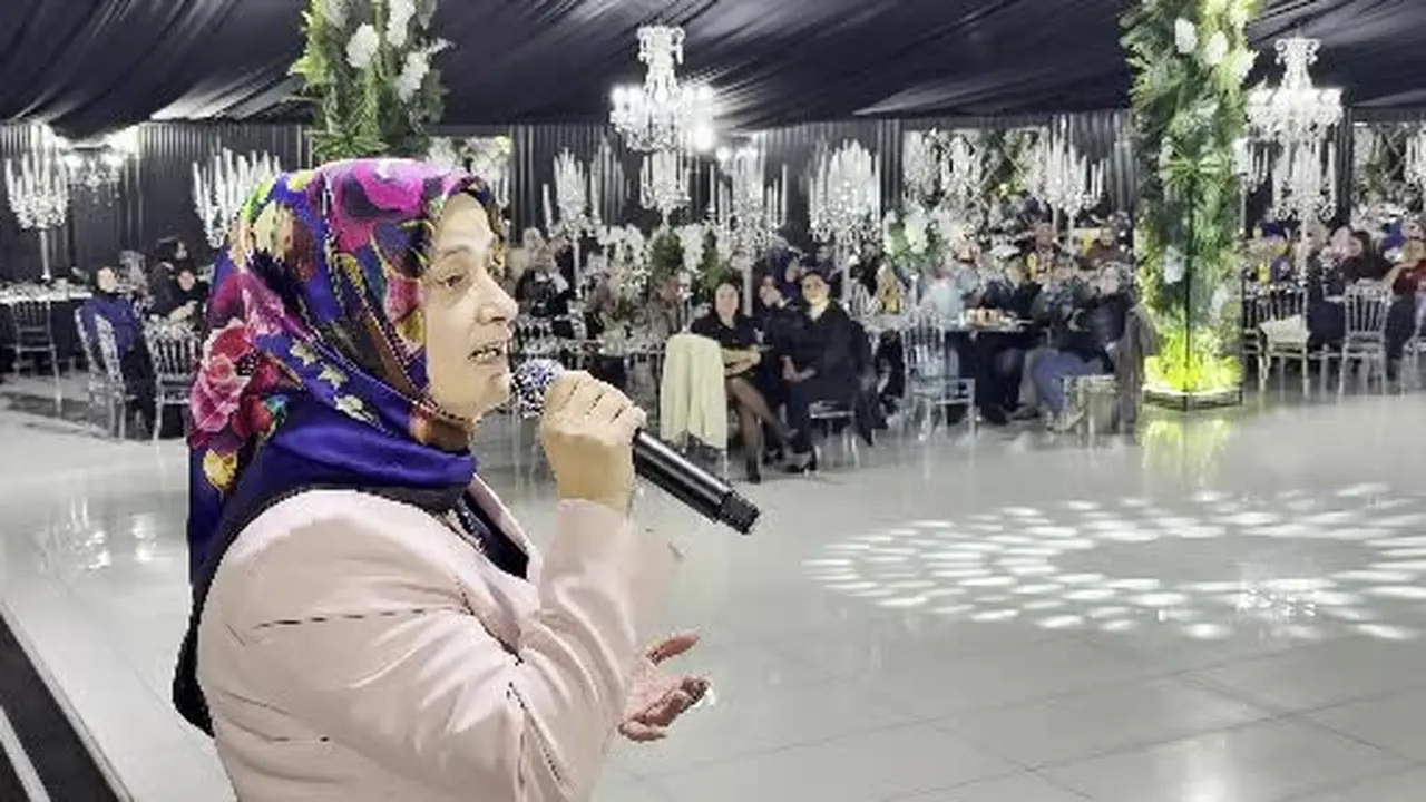 Sultanbeyli’de 500’den fazla anne uyuşturucuya karşı tek yürek oldu