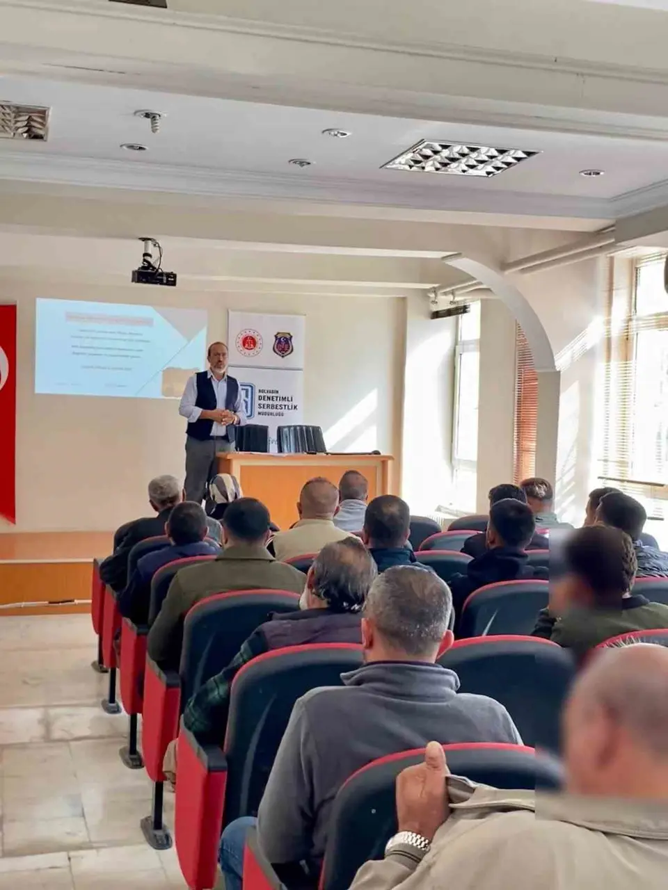 Yükümlülere yönelik kişisel gelişim semineri