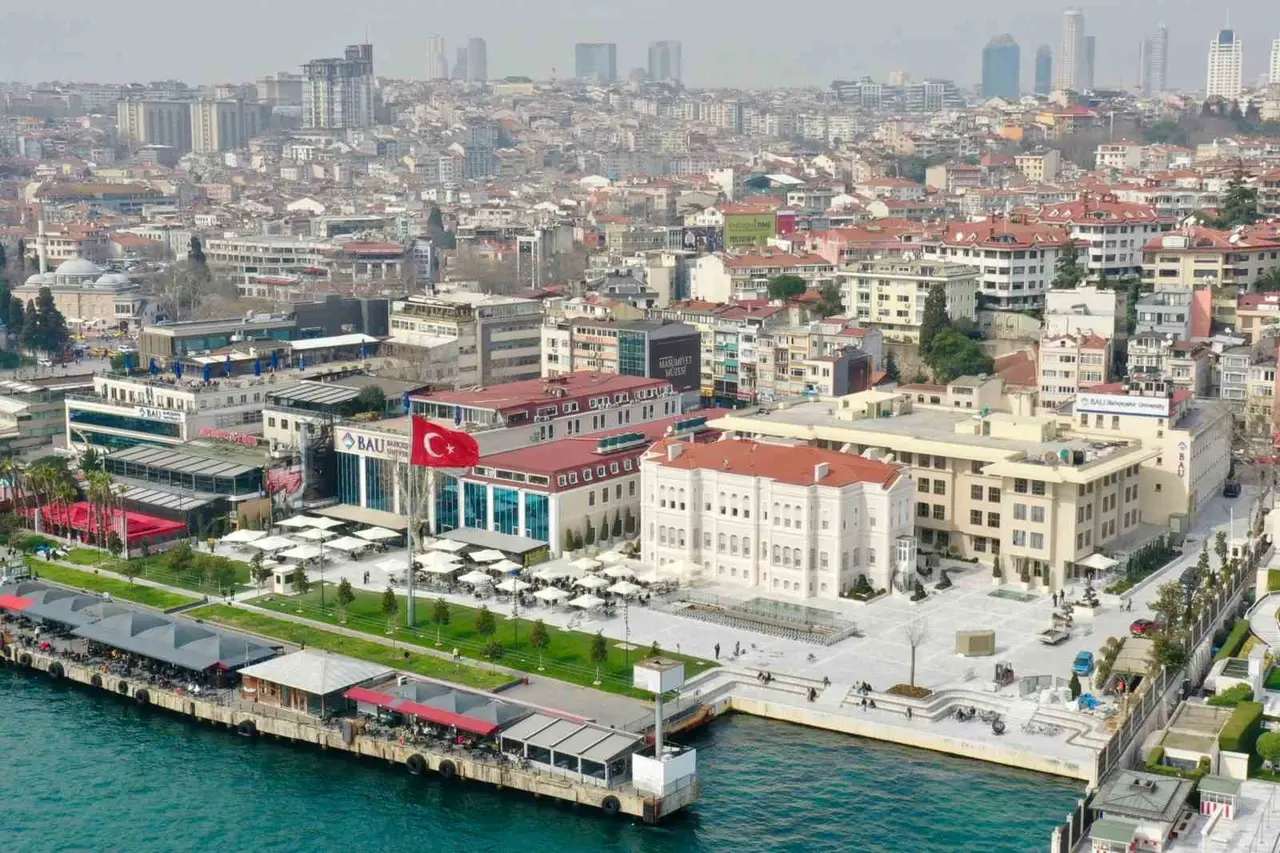 Eğitimde yapay zekâ dönüşümünde BAU’dan uluslararası başarı