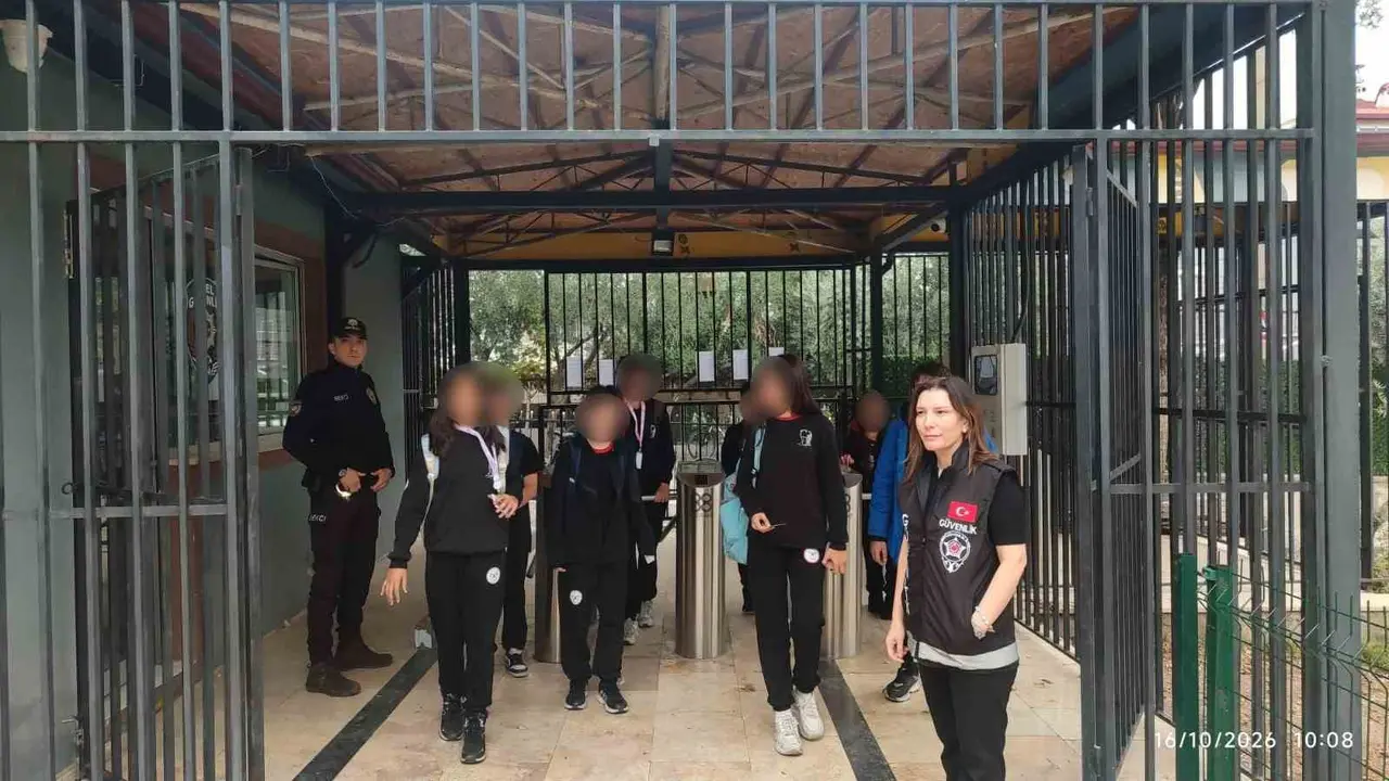 Denizli’de okullarda dedektörlü güvenlik seferberliği
