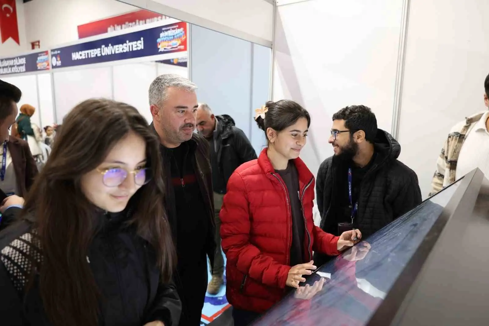 Bilimin ışığı Pursaklar’dan yükseldi