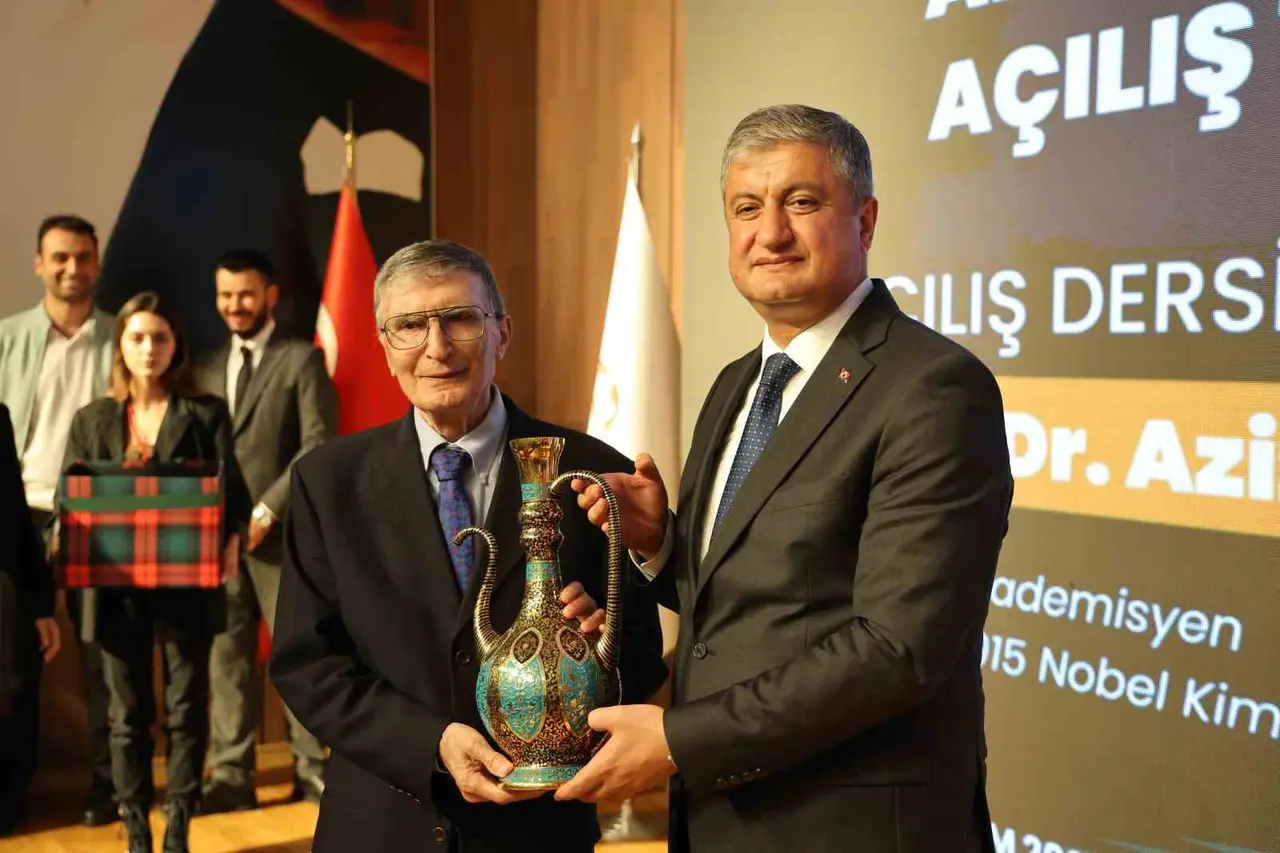 Prof. Dr. Aziz Sancar’dan Türk dünyasına bilim ve teknoloji çağrısı: "5 büyük devlet beraber çalışmalıyız"