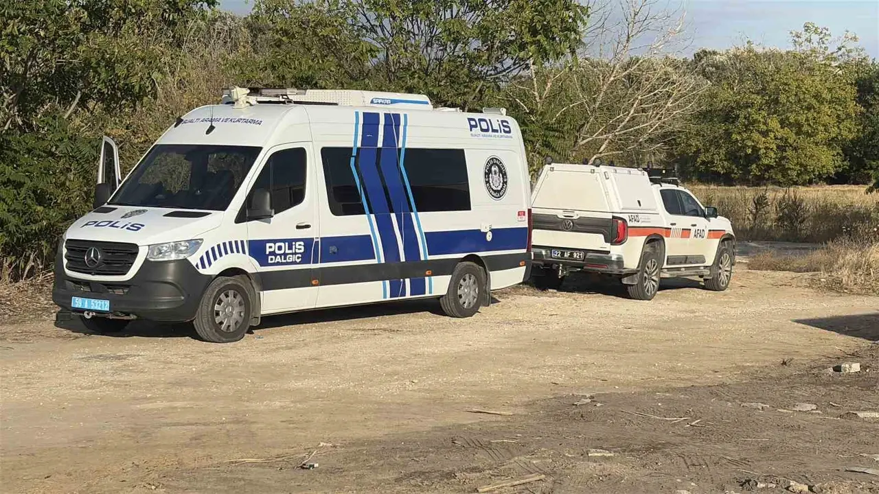 Meriç Nehri’nde botu alabora olan Iraklı ailenin kayıp son çocuğu için arama çalışmaları sürüyor
