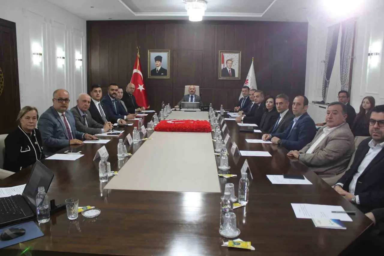 Aydın’ın kayıtlı işgücü sayısı 96 bin oldu