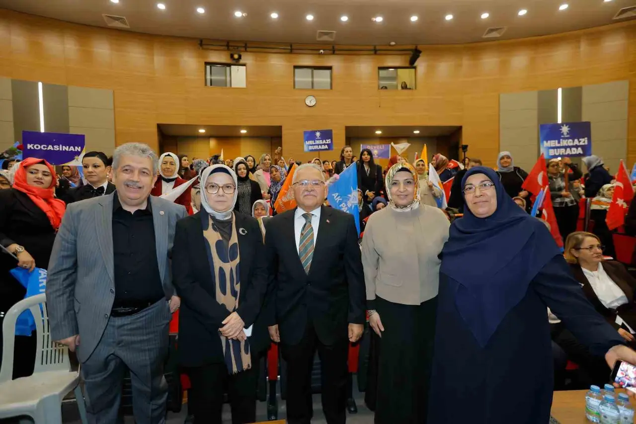 AK Parti Kayseri İl Kadın Kolları Danışma Meclis Toplantısı yapıldı