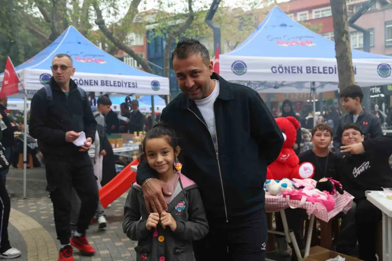 Gönen’de Gazze için yardım organizasyonu düzenlendi