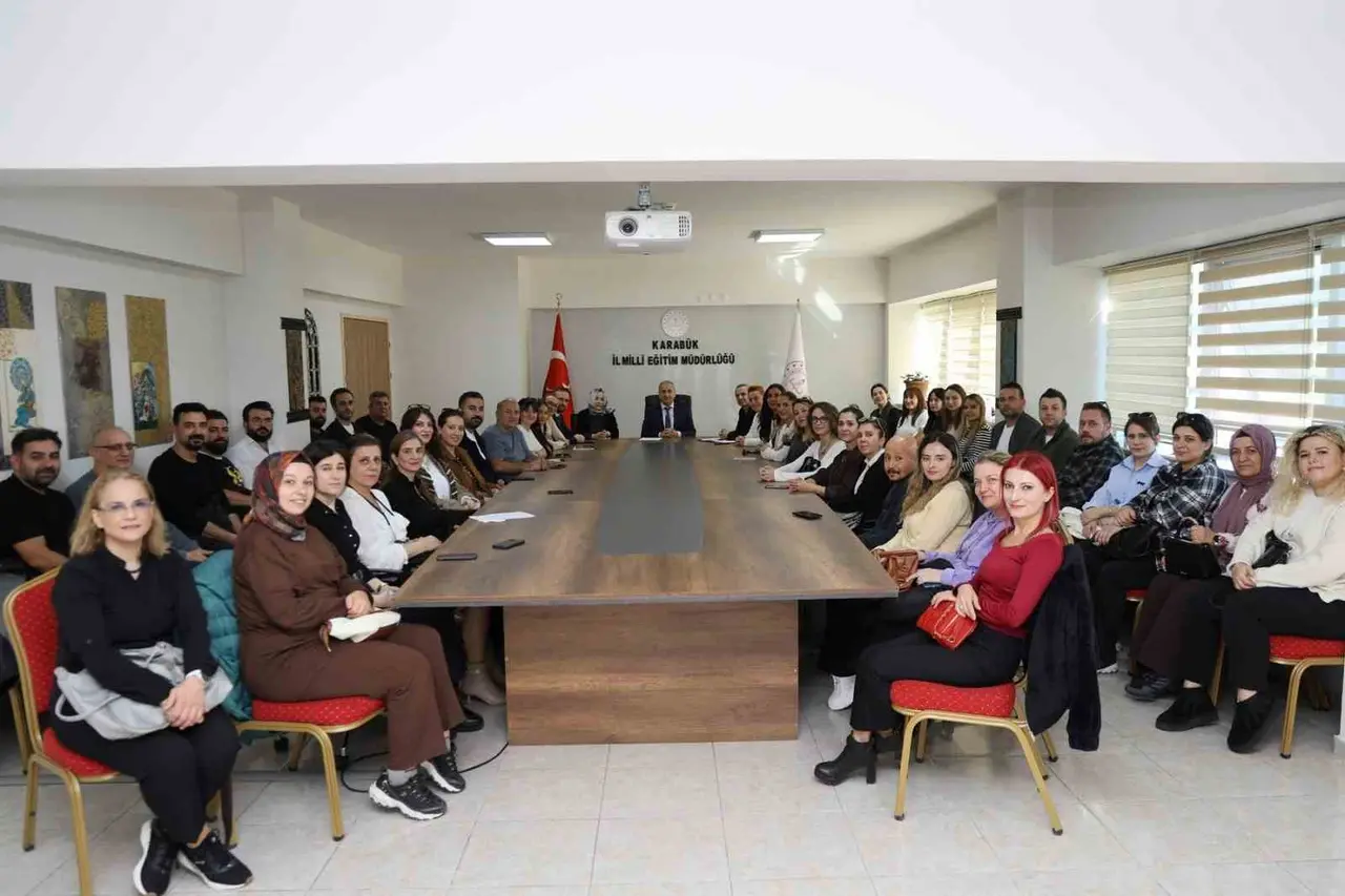 "Maarif Orkestrası ve Korosu Projesi" değerlendirme toplantısı