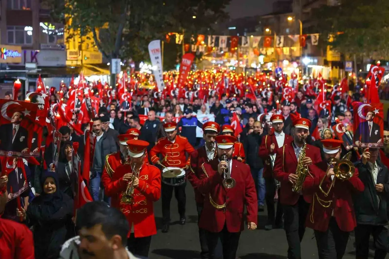 Cumhuriyet’in 103’üncü yılı Maltepe’de coşkuyla kutlandı