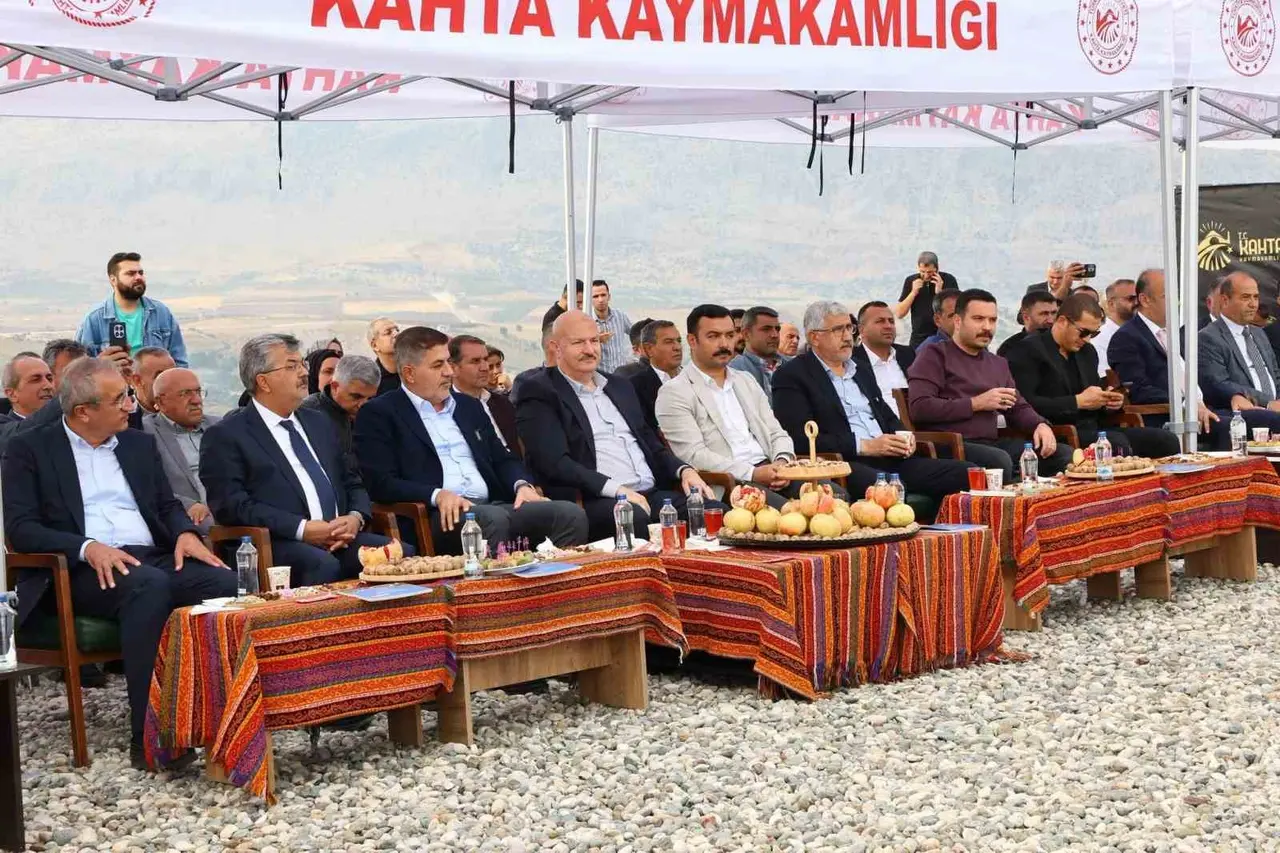 Kahta’nın yöresel lezzetleri KAHTAFEST’te tanıtıldı