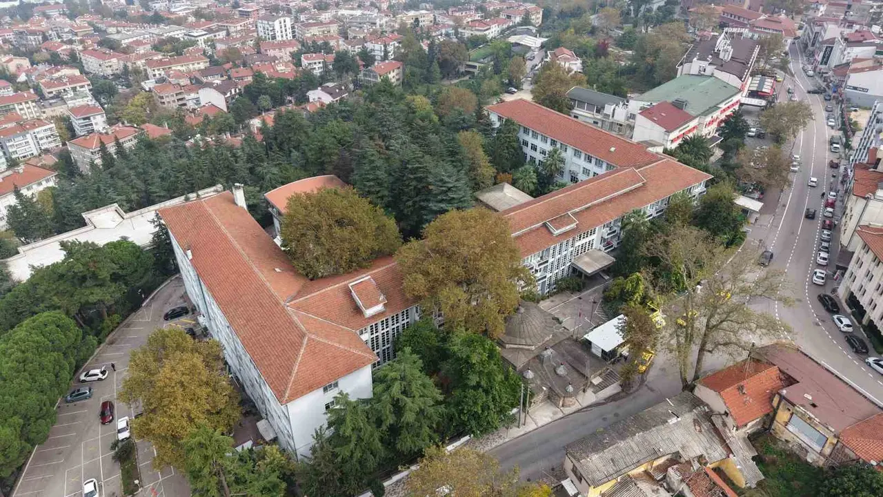 Şehit Yarbay İlker Çelikcan Hastanesi kapanıyor yerine "Esenlik Merkezi" geliyor