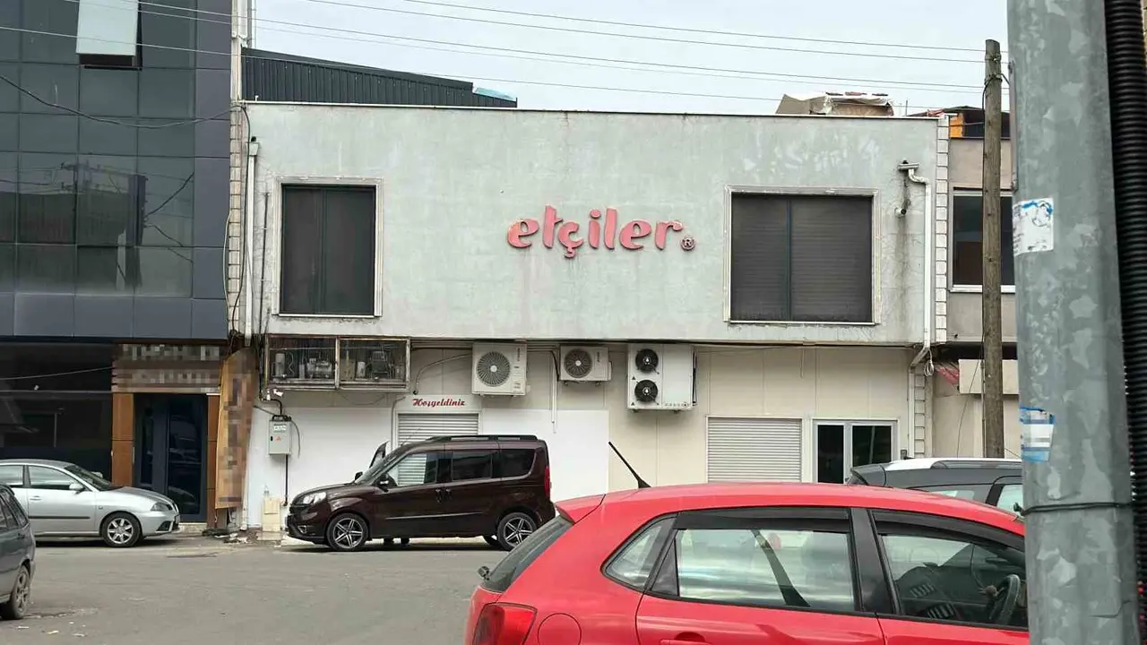 Sakarya’da bir firmanın dana sucuğunda domuz eti tespit edildi