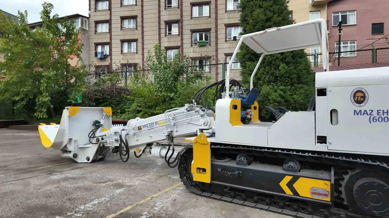 500 bin dolara ithal edilen maden makinesini Zonguldak’ta 200 bin dolara geliştirdiler