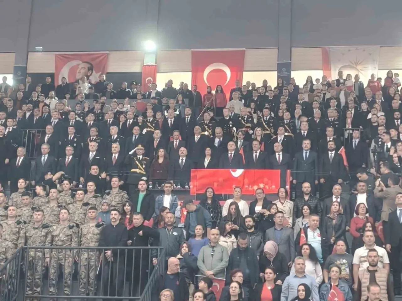 Aydın’da 29 Ekim törenle kutlandı