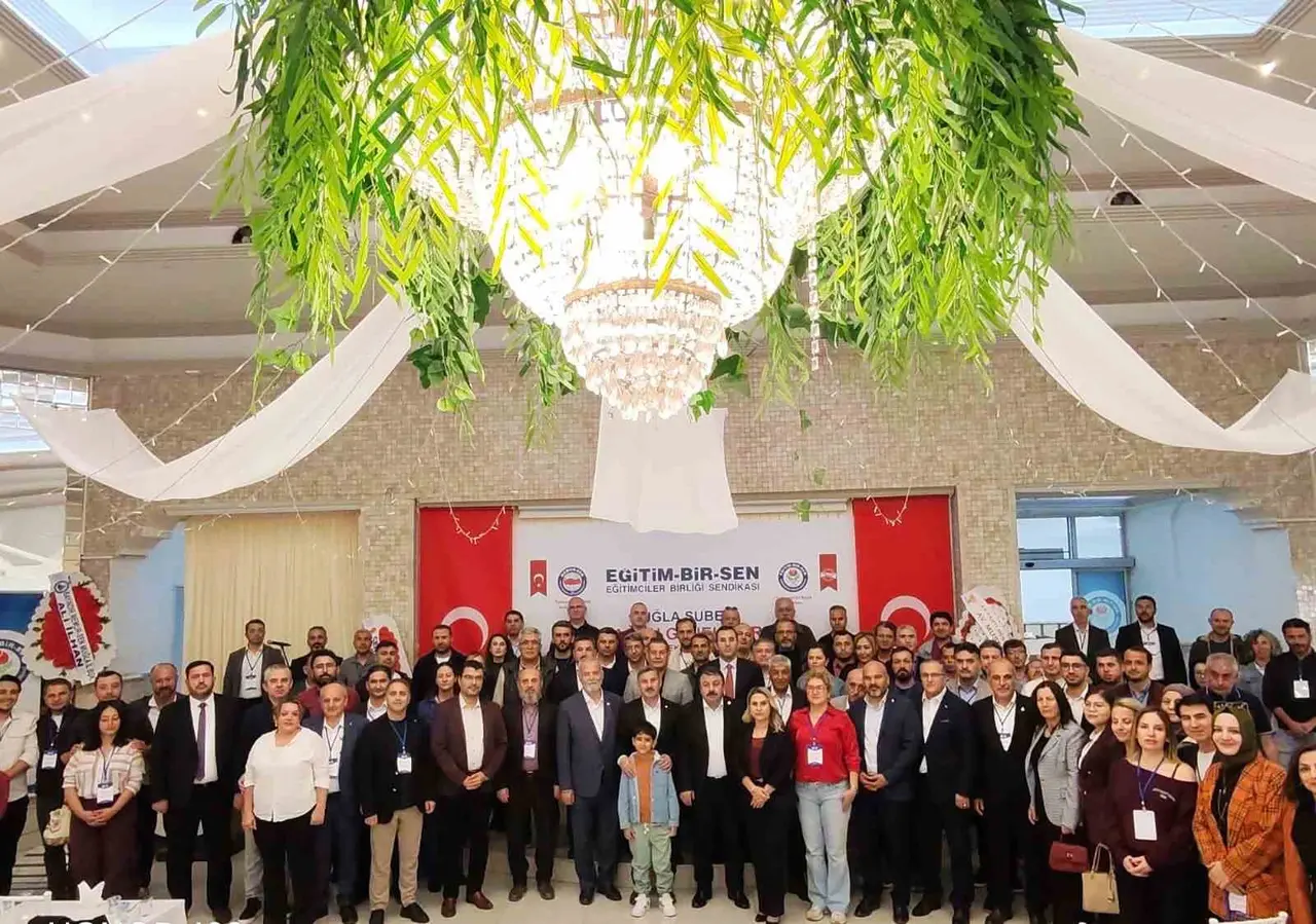 Eğitim-Bir-Sen Muğla Şube Başkanı Uçak‘tan kongre değerlendirmesi