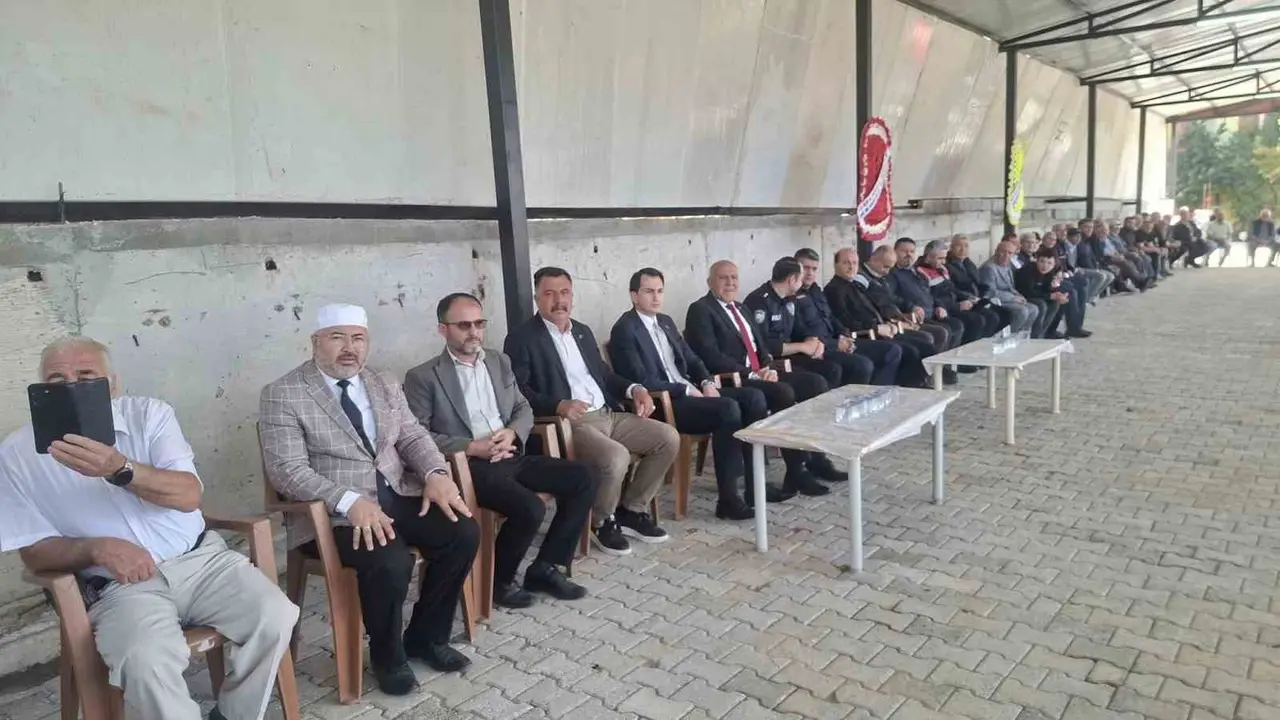 Hisarcık Kurtdere köyünde çok amaçlı salon hizmete açıldı