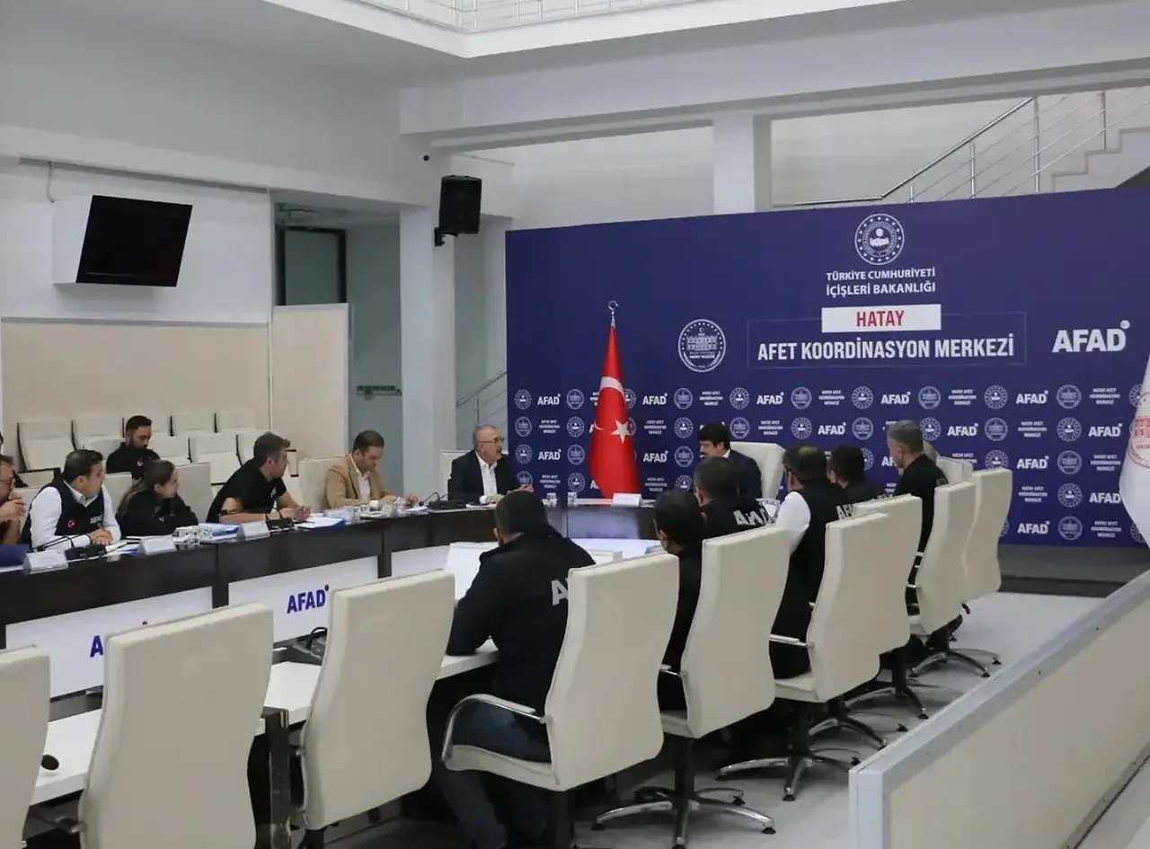 Hatay’da kırsal afet konutlarının yapım süreci değerlendirildi