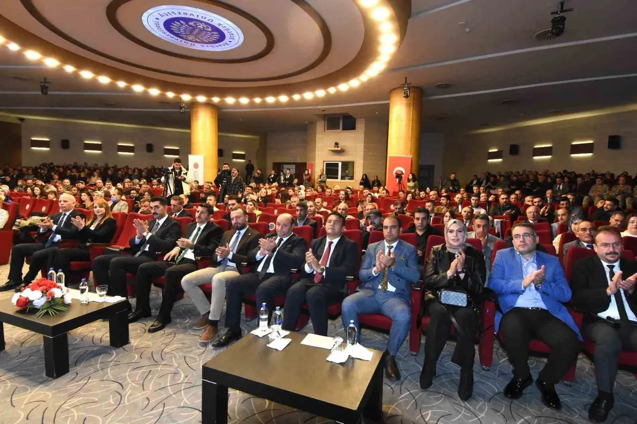 İletişim Başkanlığı’ndan Erzurum’da "İletişim Yüzyılı" seferberliği